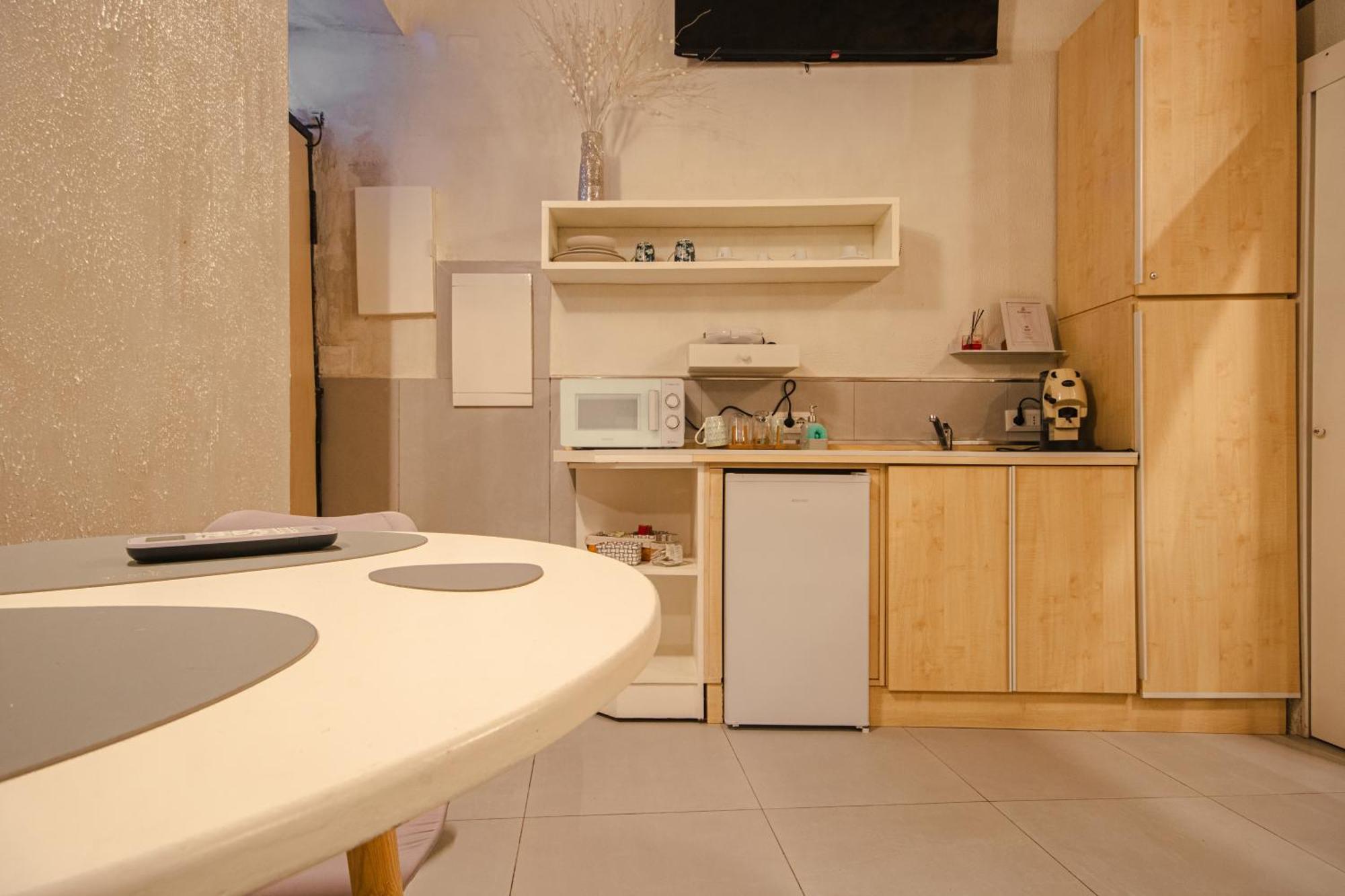I Gradini Bed & Breakfast เนเปิลส์ ภายนอก รูปภาพ