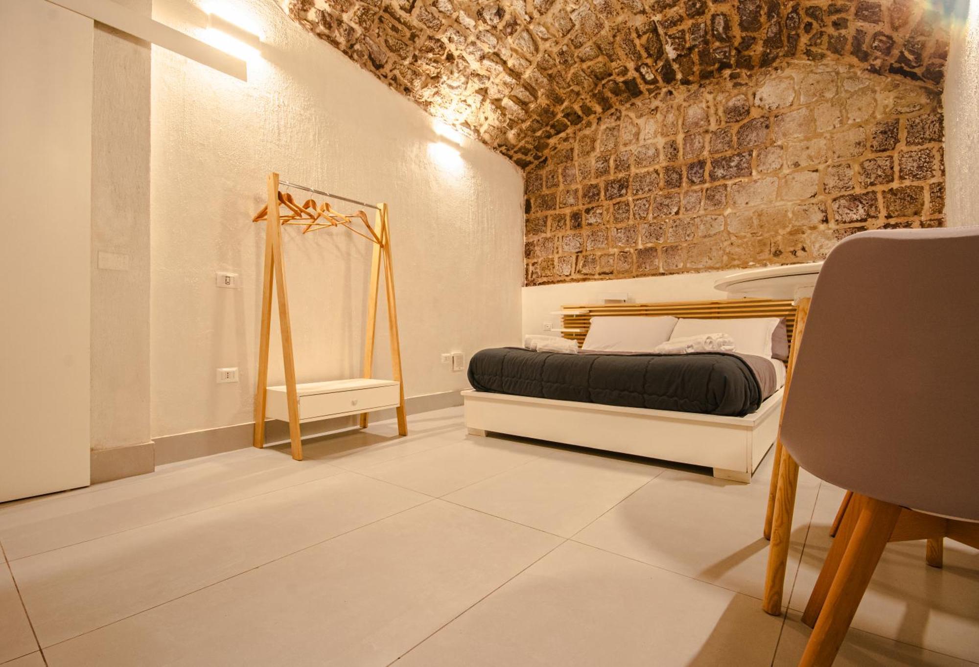 I Gradini Bed & Breakfast เนเปิลส์ ภายนอก รูปภาพ